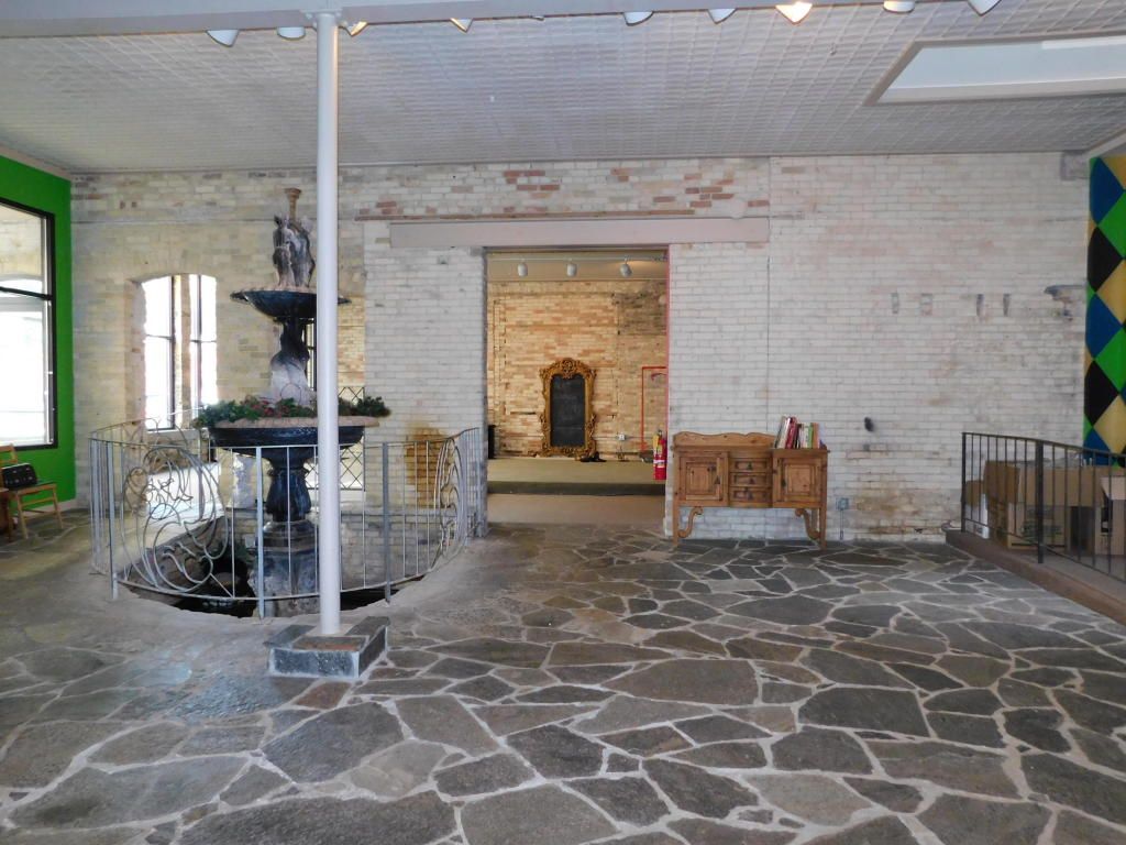 234 S Main St, Fort Atkinson, WI 53538